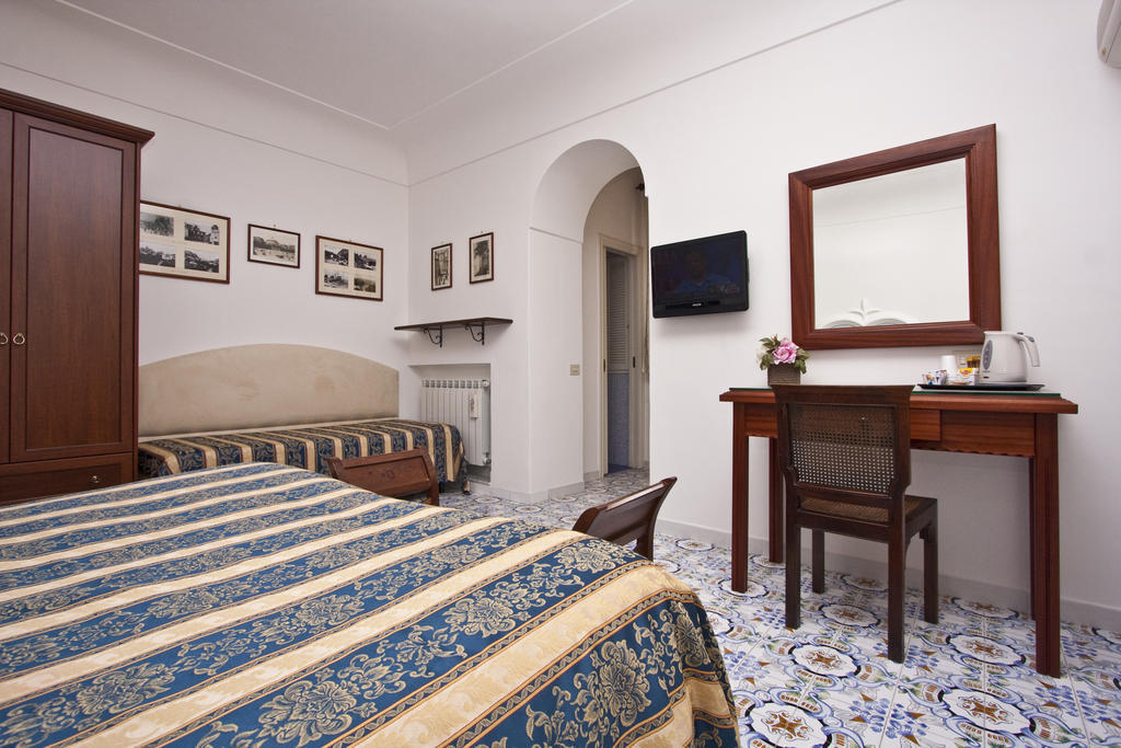 Mediterraneo Bed & Breakfast 아나카프리 외부 사진