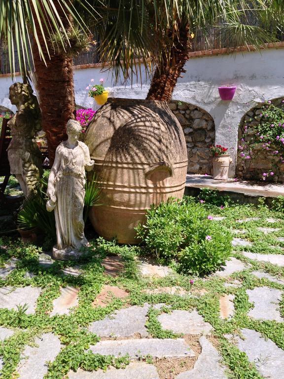 Mediterraneo Bed & Breakfast 아나카프리 외부 사진