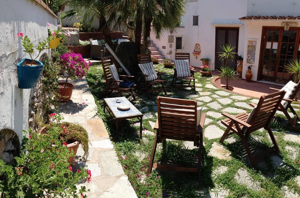 Mediterraneo Bed & Breakfast 아나카프리 외부 사진